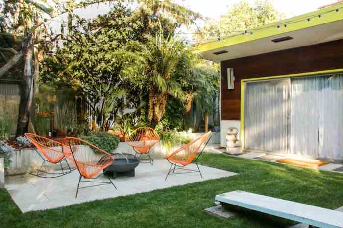 Mid century modern outdoor furniture