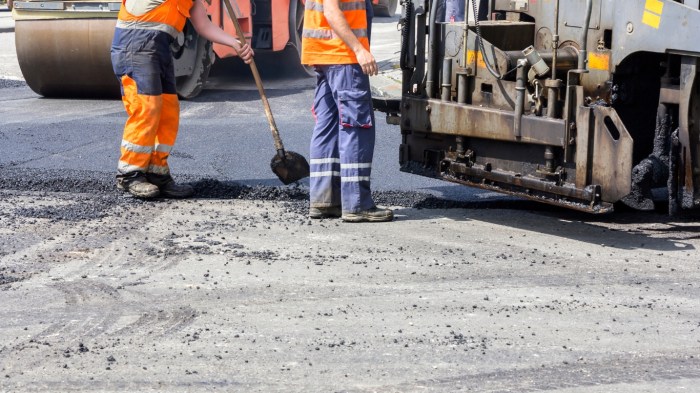 Asphalt paving contractors