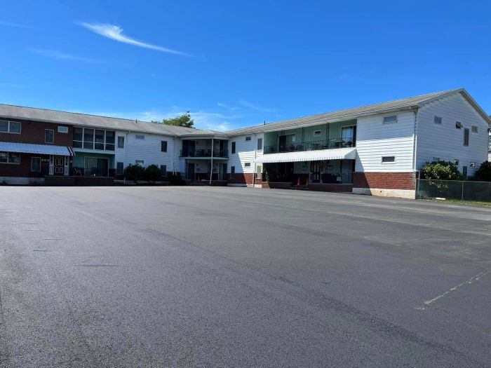 Asphalt paving contractors near me